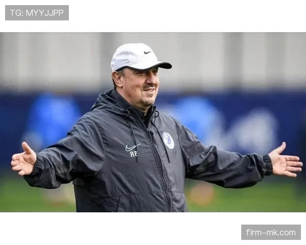 贝尼特斯战术调整