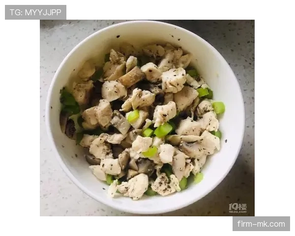 郎平家冰箱里常年只有鸡胸肉和水